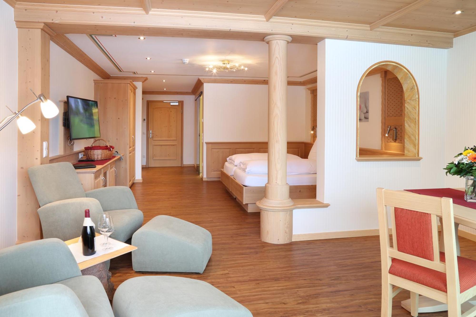 Hotel Schwarzwald-Resort Roessle تودموس المظهر الخارجي الصورة