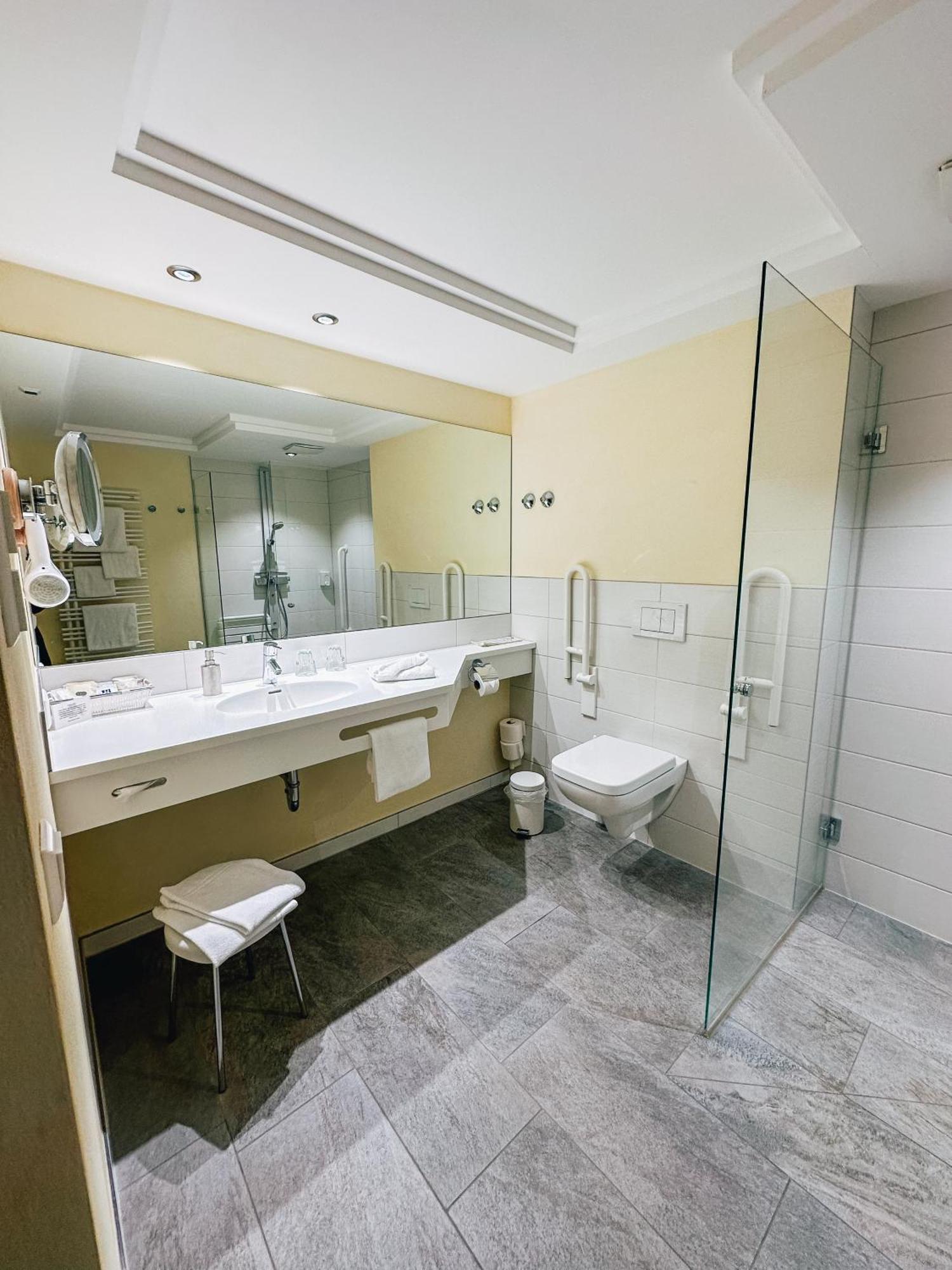 Hotel Schwarzwald-Resort Roessle تودموس المظهر الخارجي الصورة