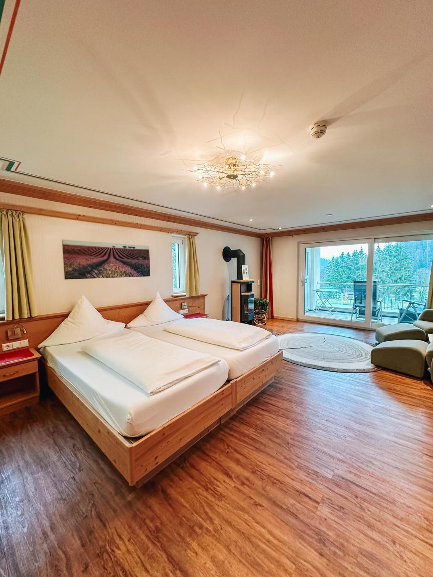 Hotel Schwarzwald-Resort Roessle تودموس المظهر الخارجي الصورة